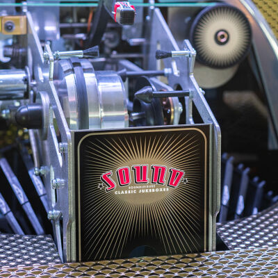 Rocket Vinyl Jukebox "Graphite"