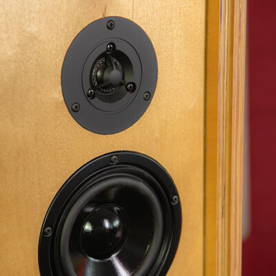 VLP-20 Vinyl Console "Blonde"