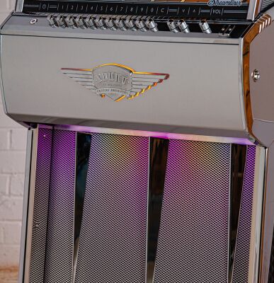 Streamliner Rocket Vinyl Jukebox