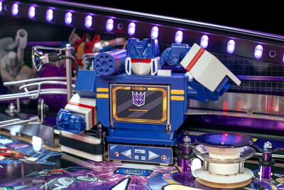 Transformers: More Than Meets the Eye Limited Edition (LE)