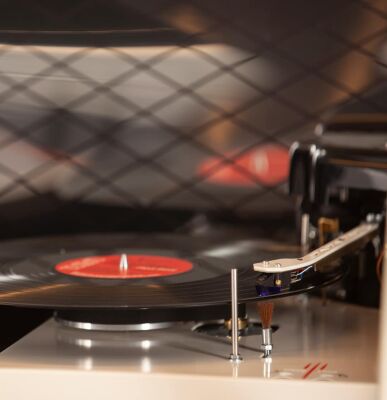 Marshall Rocket LP Jukebox - Cream Edition